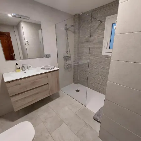 Appartamento Piso Sencillo Y Acogedor Con Parking Gratuito Baranain Esterno foto