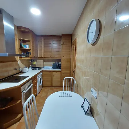 Appartamento Piso Sencillo Y Acogedor Con Parking Gratuito Baranain Esterno foto